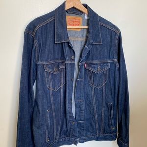 Levi Trucker Jacket